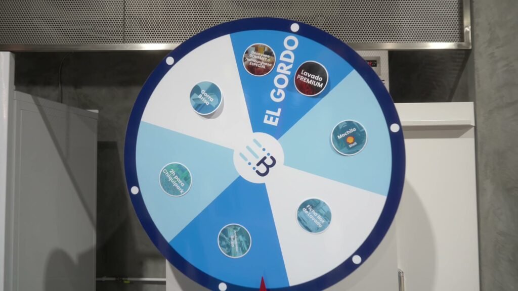 Ruleta de premios de la inauguración de Brisa: los asistentes ganaban premios al darse de alta en la app